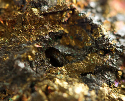 reines Gold im Gestein