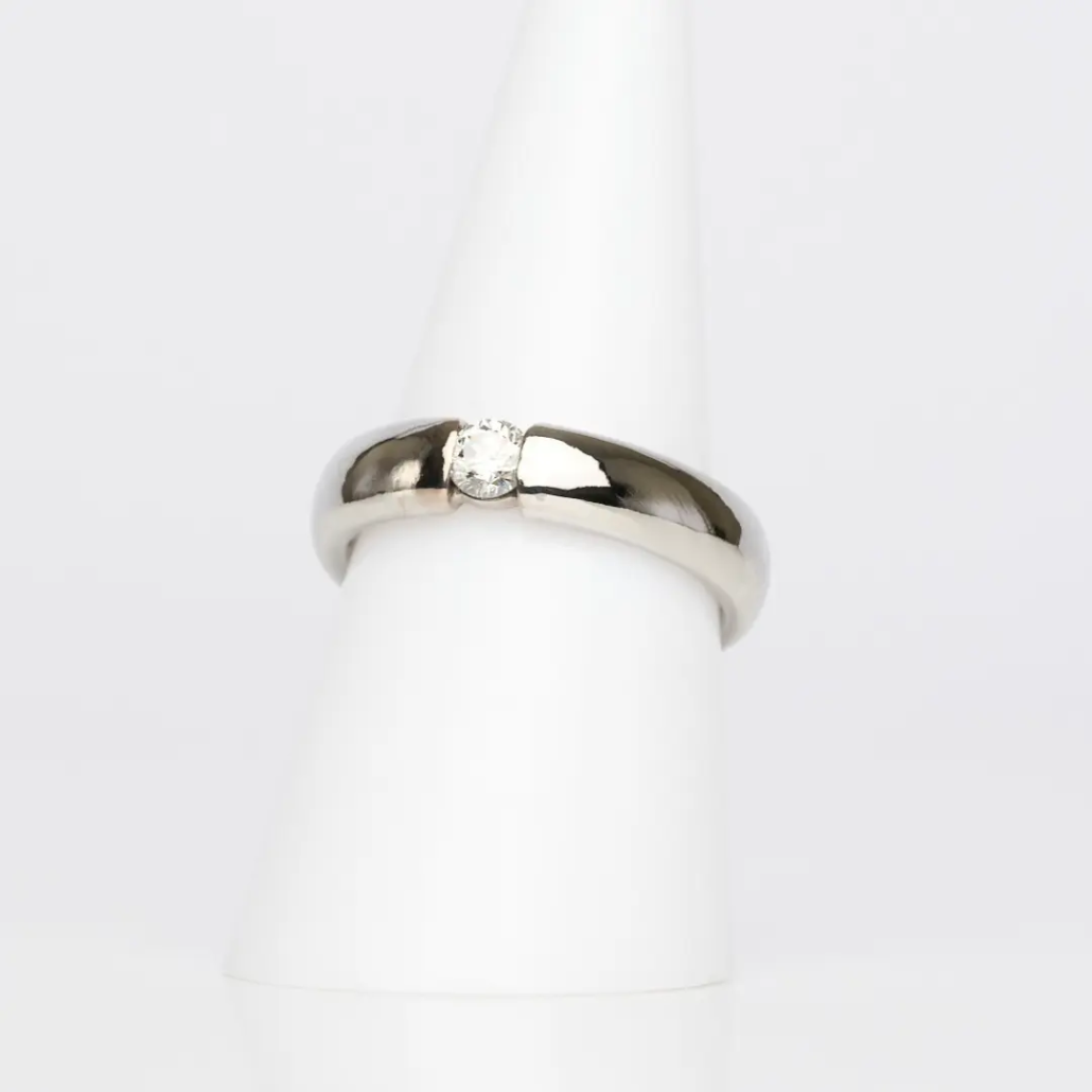 Brillantring in 750 Weißgold mit 1 Brillant 0,2ct